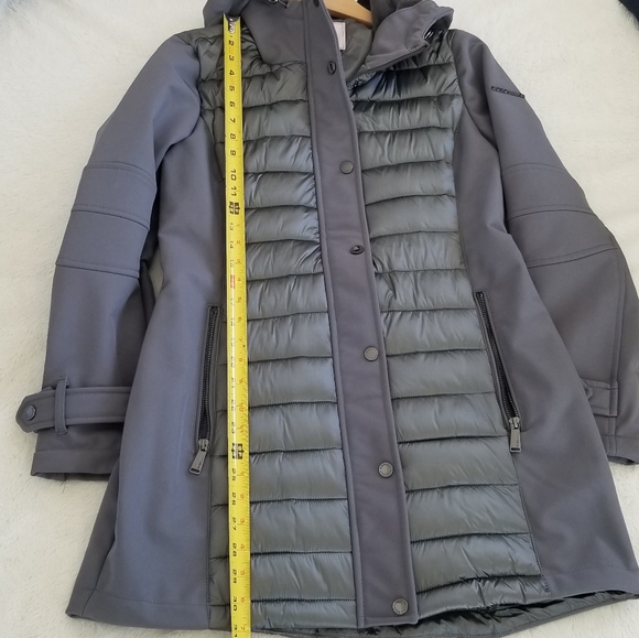 BCBGeneration Quilted Winter Puffer Coat in Gun Metal with Fur lined Hood - Picture 11 of 16